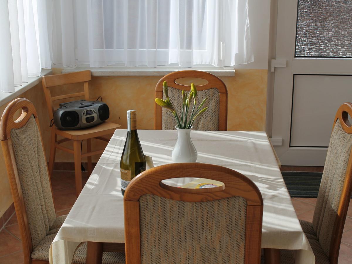 Spacious Bunglow Near Sea In Ferienhaus